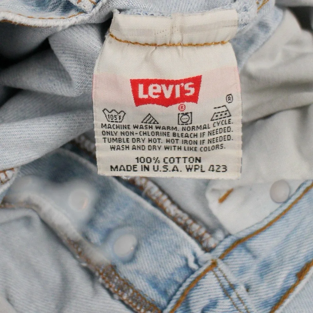 Vintage Levi's 501 Jeans Mens 30x31 Made in USA Light Wash Distressed Ripped‎